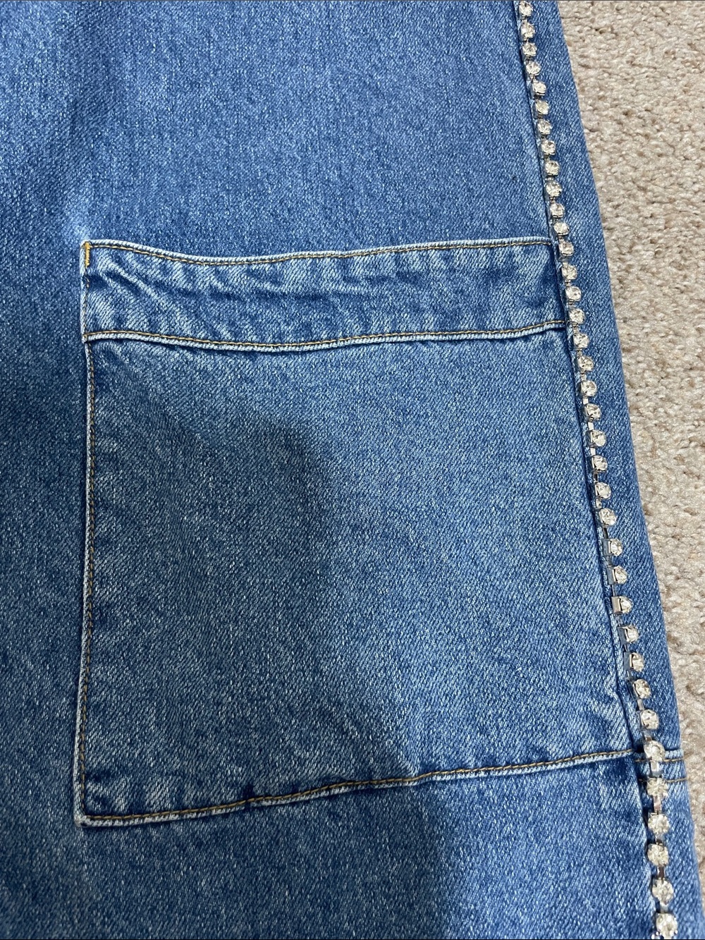 Forever 21 Women's Blue Straight-Leg Denim with Rhinestone trim Size US 30 - Picture 7 of 10